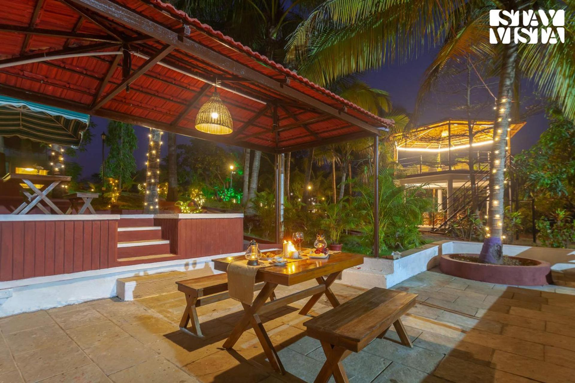 Stayvista'S Firefly Mountain Retreat - Villa With Private Pool, Gazebo & Terrace Карджат Экстерьер фото